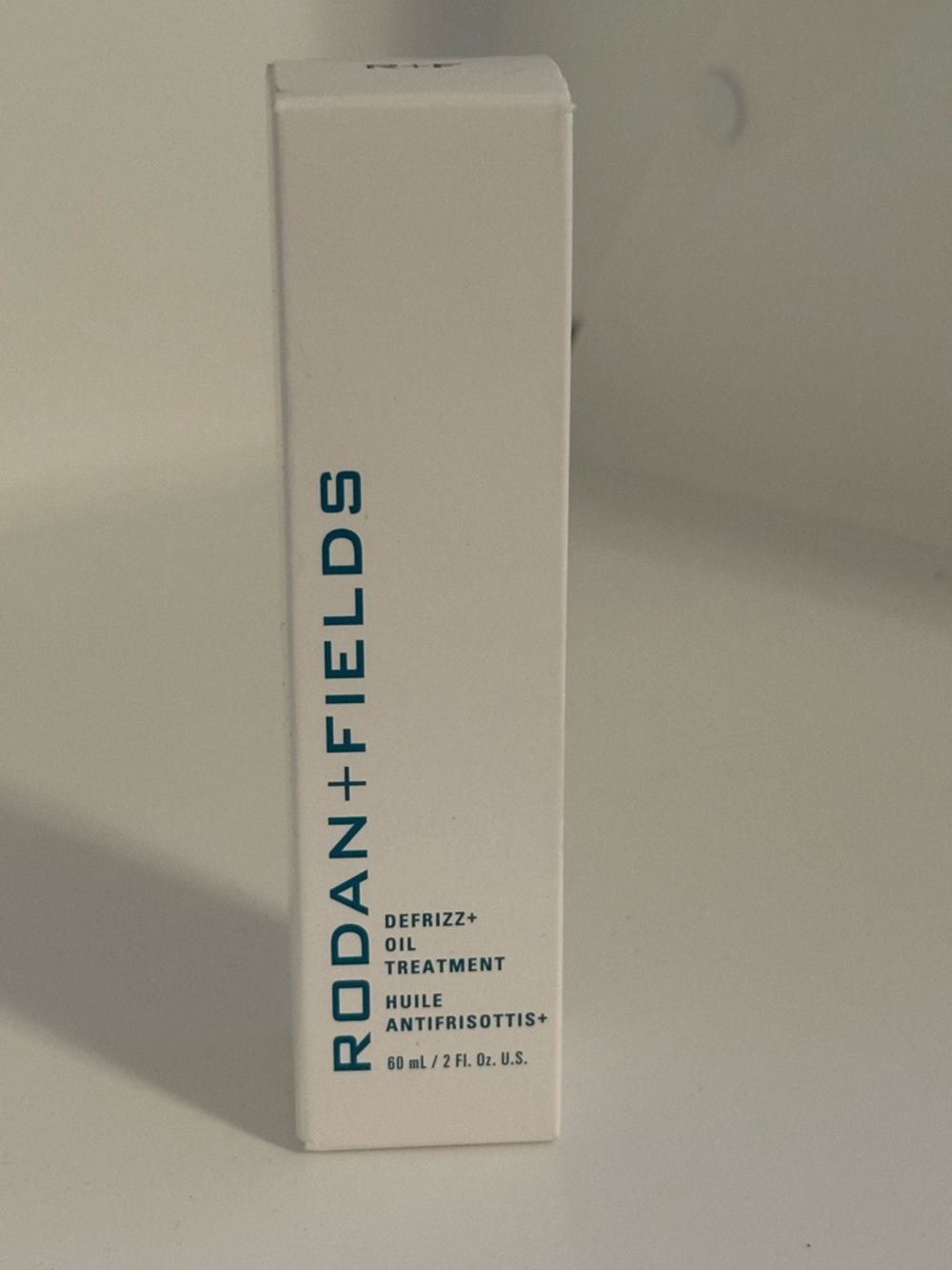 Rodan + Fields Defrizz+ Oil Treatment NIB